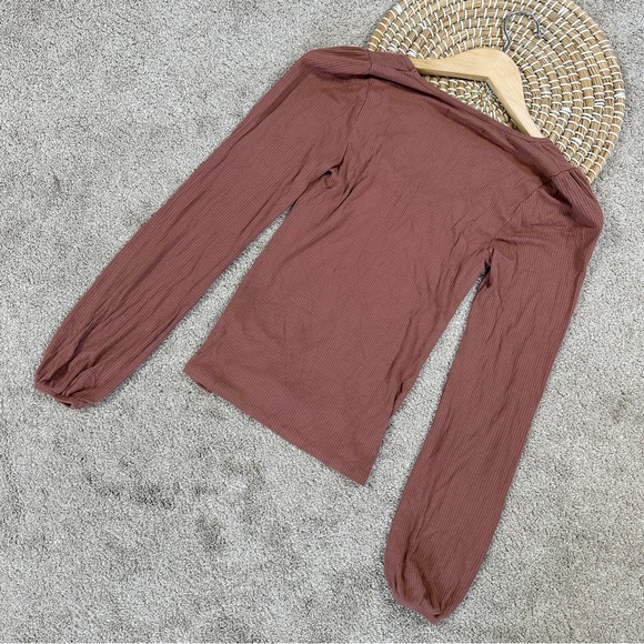 Abercrombie & Fitch Women’s Ribbed Puff Sleeve Longsleeve Shirt in Mauve M - Picture 7 of 13